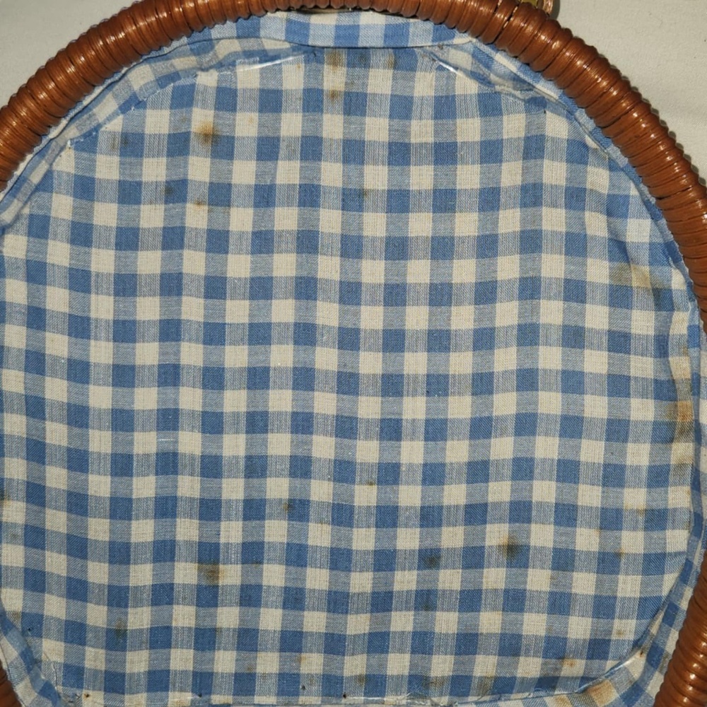 Vintage Winnie the Pooh picnic basket - Picture 6 of 8